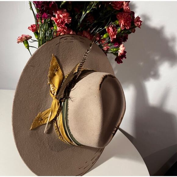 Travis Austin Hat. One of A Kind Custom Made Signed Western Cowgirl Hat - Picture 5 of 16